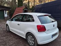 Gebraucht VW Polo 60 PS (44 kW) 2010 Weiß Kleinwagen