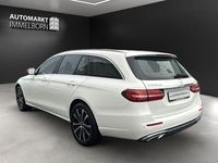Gebraucht Mercedes E300 306 PS (225 kW) 2022 Weiß Limousine