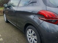 gebraucht Peugeot 208 1.2 Allure PureTech 82 Allure