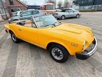 Gebraucht Fiat 124 Spider 82 PS (60 kW) 1980 Gelb Cabrio