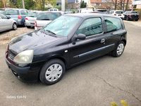 Używany Renault Clio II 75 KM (55 kW) 2005 Czarny Hatchback