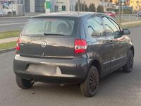 Gebraucht VW Fox 54 PS (39 kW) 2006 Schwarz Kleinwagen