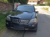 Gebraucht Mercedes ML320 224 PS (164 kW) 2008 Schwarz SUV