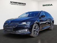 Gebraucht Skoda Superb Style 200 PS (147 kW) 2024 Blackmagic perleffekt Kombi