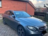 Gebraucht Mercedes E220 194 PS (142 kW) 2020 Grau Kombi