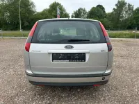 Używany Ford Focus Fun X 109 KM (80 kW) 2007 Srebrny Kombi