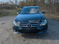 Gebraucht Mercedes E220 170 PS (125 kW) 2015 Schwarz Kombi