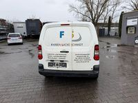 Gebraucht Peugeot Partner Comfort 75 PS (55 kW) 2015 Weiß Van / Kleinbus