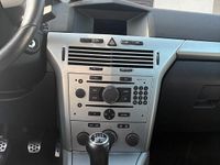 Gebraucht Opel Astra GTC 140 PS (102 kW) 2008 Silber Coupé