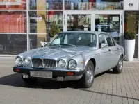 Gebraucht Jaguar XJ12 264 PS (194 kW) 1993 Silber Limousine