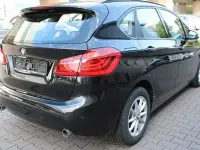 Gebraucht BMW 220 Active Tourer Basis 190 PS (139 kW) 2015 Schwarz Van / Kleinbus