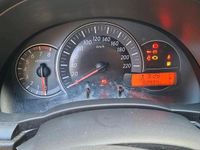 Gebraucht Nissan Micra 80 PS (58 kW) 2014 Weiß Kleinwagen