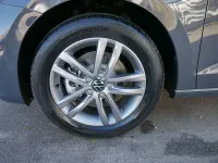 Neu VW Touran Comfortline 150 PS (110 kW) 2025 Delfingrau metallic Van / Kleinbus