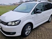 Gebraucht VW Touran Match 140 PS (102 kW) 2012 Weiß Van / Kleinbus
