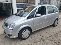 Gebraucht Opel Meriva Edition 90 PS (66 kW) 2010 Silber Van / Kleinbus