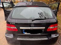 Gebraucht Mercedes B180 116 PS (85 kW) 2009 Schwarz Van / Kleinbus