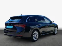 Gebraucht Skoda Octavia Style 150 PS (110 kW) 2022 Blackmagic perleffekt Kombi