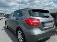 Gebraucht Mercedes A180 122 PS (89 kW) 2014 Grau Kleinwagen