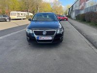 Gebraucht VW Passat 122 PS (89 kW) 2009 Schwarz Kombi