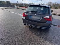 Gebraucht BMW 330 233 PS (171 kW) 2007 Andere farben Kombi