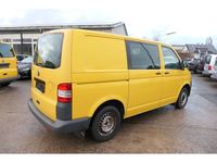 Gebraucht VW T5 84 PS (61 kW) 2011 Ginstergelb r1032 Van