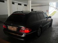 Gebraucht Mercedes E220 Elegance 170 PS (125 kW) 2007 Schwarz Kombi