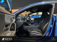 Gebraucht Mercedes CLA200 AMG 163 PS (119 kW) 2024 Blau Coupé