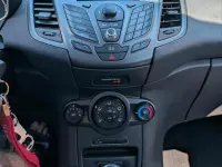 Gebraucht Ford Fiesta 80 PS (58 kW) 2013 Braun Kleinwagen
