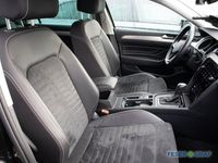 Gebraucht VW Passat Elegance 150 PS (110 kW) 2020 Mangangrau metallic Kombi