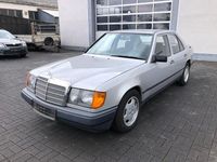 Gebraucht Mercedes E260 160 PS (117 kW) 1988 Grau Limousine