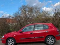 Gebraucht Nissan Almera 90 PS (66 kW) 2002 Rot Kleinwagen