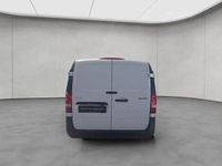 Gebraucht Mercedes Vito 163 PS (119 kW) 2024 Weiß Van