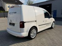 Second-hand VW Caddy 75 CP (55 kW) 2020 Alb Monovolum