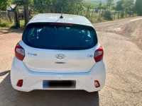 Gebraucht Hyundai i10 84 PS (61 kW) 2023 Weiß Kleinwagen