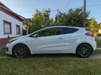 Gebraucht Kia ProCeed 136 PS (100 kW) 2016 Weiß Kleinwagen