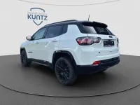 Gebraucht Jeep Compass 131 PS (96 kW) 2023 Alpine white (vr296) SUV