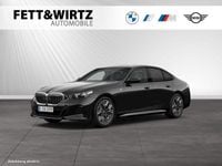 Gebraucht BMW 520 M Sport 197 PS (144 kW) 2025 Saphirschwarz metallic Limousine