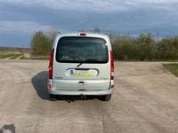 Gebraucht Renault Kangoo Expression 95 PS (69 kW) 2006 Grau Van / Kleinbus