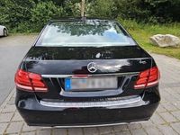 Gebraucht Mercedes E220 170 PS (125 kW) 2014 Schwarz Limousine