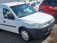 Gebraucht Opel Combo 94 PS (69 kW) 2010 Weiß Van / Kleinbus