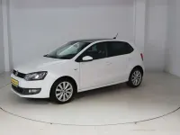 Gebraucht VW Polo Life 90 PS (66 kW) 2014 Oryxweiß perlmutteffekt Kleinwagen
