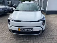 Neu Kia Stonic 101 PS (74 kW) 2026 Schneeweiß SUV