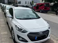 Gebraucht Hyundai i30 Classic 99 PS (72 kW) 2012 Weiß Limousine