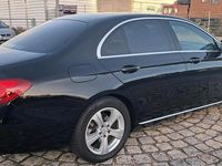 Gebraucht Mercedes E220 194 PS (142 kW) 2016 Schwarz Limousine