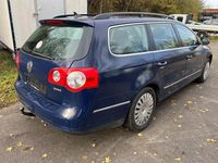 Gebraucht VW Passat Comfortline 150 PS (110 kW) 2009 Maritimblau Kombi