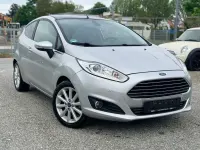 Gebraucht Ford Fiesta Titanium 101 PS (74 kW) 2016 Grau Kleinwagen