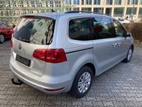 Gebraucht VW Sharan 140 PS (102 kW) 2011 Silber Van / Kleinbus