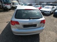 Używany Audi A3 Attraction 125 KM (91 kW) 2011 Srebrny Hatchback