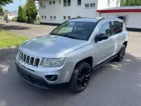 Gebraucht Jeep Compass Limited 163 PS (119 kW) 2013 Bright silver metallic clear SUV