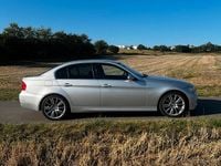 Gebraucht BMW 330 258 PS (189 kW) 2005 Silber Limousine